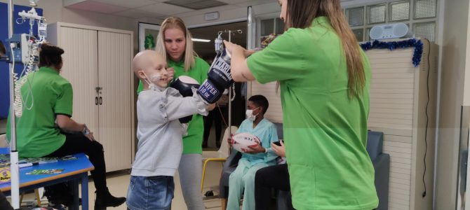 Las deportistas españolas, Reinas Magas con los niños del Hospital de La Paz Las deportistas españolas, Reinas Magas con los niños del Hospital de La Paz