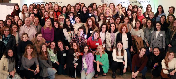 200 profesionales reivindican más visibilidad de las mujeres digitales 200 profesionales reivindican más visibilidad de las mujeres digitales