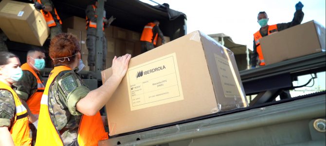 Empieza la distribución del material sanitario donado por Iberdrola Empieza la distribución del material sanitario donado por Iberdrola