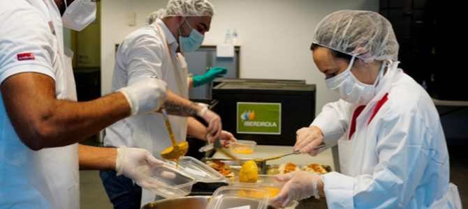 90.000 menús solidarios a personas sin recursos 90.000 menús solidarios a personas sin recursos