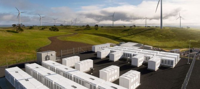 Grandes baterías para almacenar la energía Grandes baterías para almacenar la energía