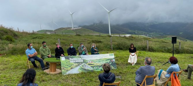Un crecimiento verde que asegure el futuro de los pueblos y su naturaleza Un crecimiento verde que asegure el futuro de los pueblos y su naturaleza