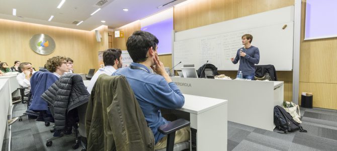 Programa Inspira: la inserción laboral de jóvenes en riesgo de exclusión social Programa Inspira: la inserción laboral de jóvenes en riesgo de exclusión social